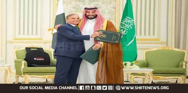 Saudi crown prince, Pakistani PM sign joint strategic defense agreement