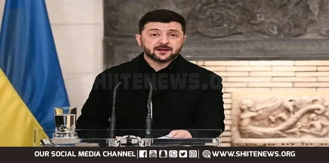 Zelensky in France to seal air defense, warplane deals