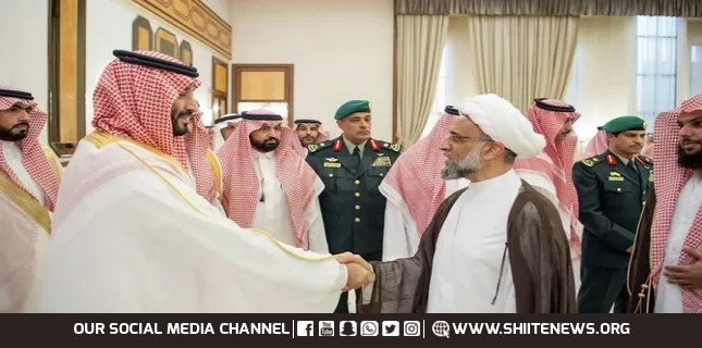 Crown Prince receives princes and scholars in Dammam