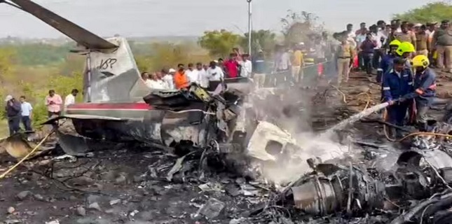 Air charter crash in India’s Maharashtra kills key state leader