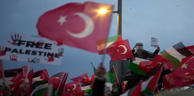 Thousands stage pro-Gaza rally in Istanbul