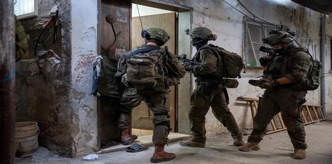 West Bank: Several Palestinians Detained, One Injured in Israeli Raids