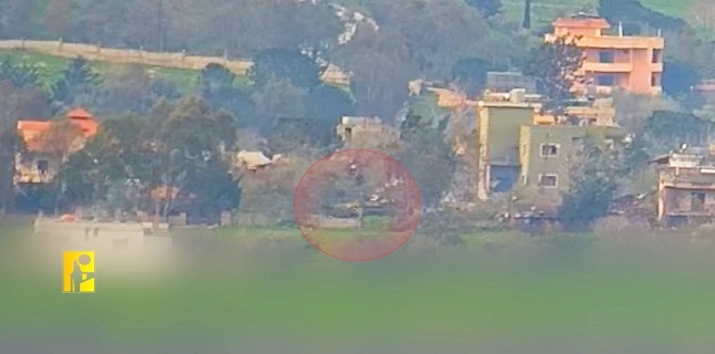 Hezbollah Fighters Repel Israeli Warplane over Beirut, Hunt Down Tanks amid Continued Rocket Barrages