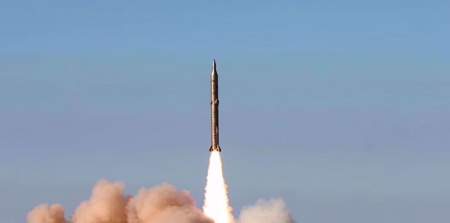 Iran launches Sejjil missile in retaliatory strikes for first time since war began