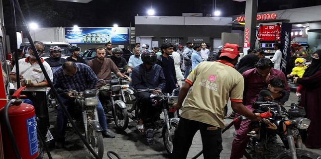 Pakistan announces extreme austerity measures amid US war on Iran