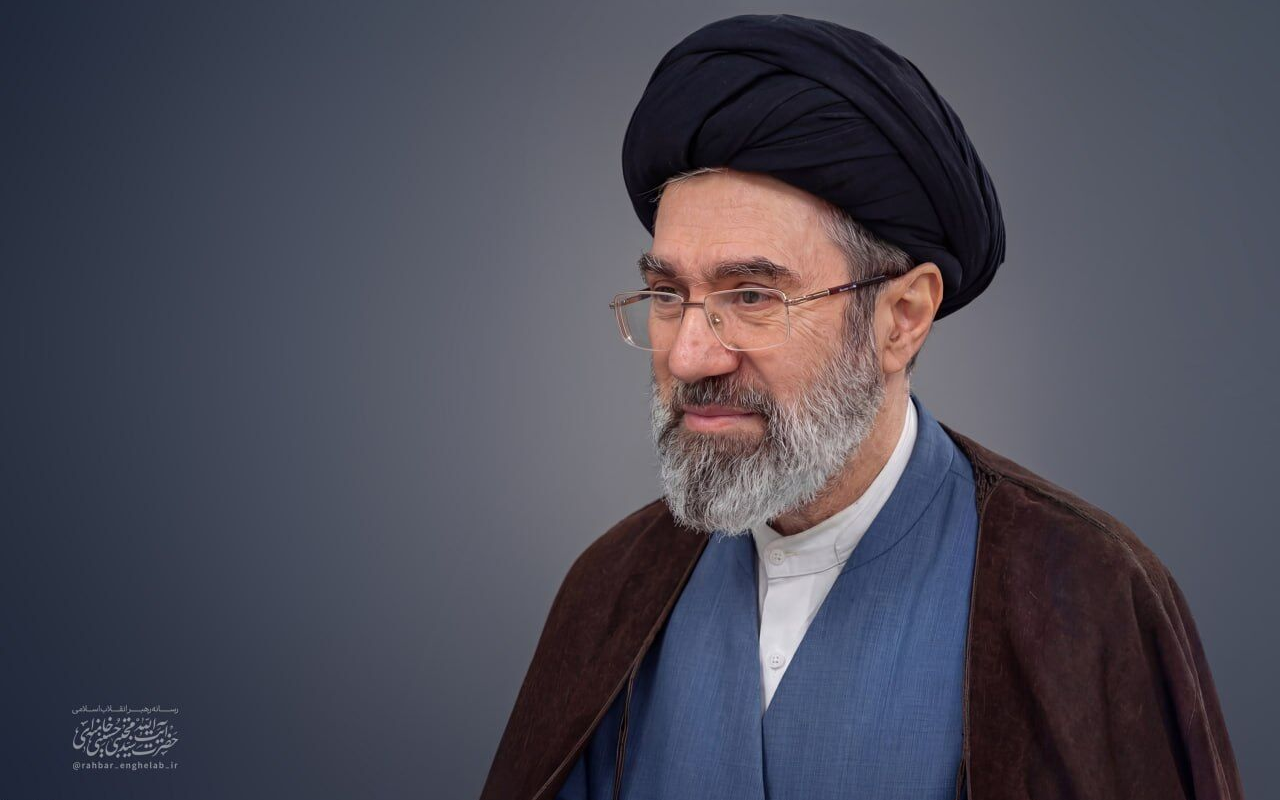 Iran Leader Hails Armed Forces on Army Day