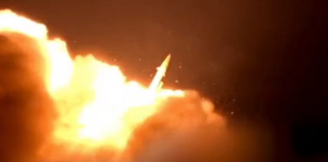 IRGC Targets Enemy Vessel, US Fifth Fleet HQ, and American Airbase Near Strait of Hormuz